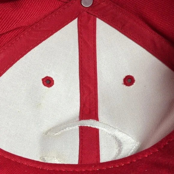 NWT Cincinnati Reds snap back - Picture 6 of 6